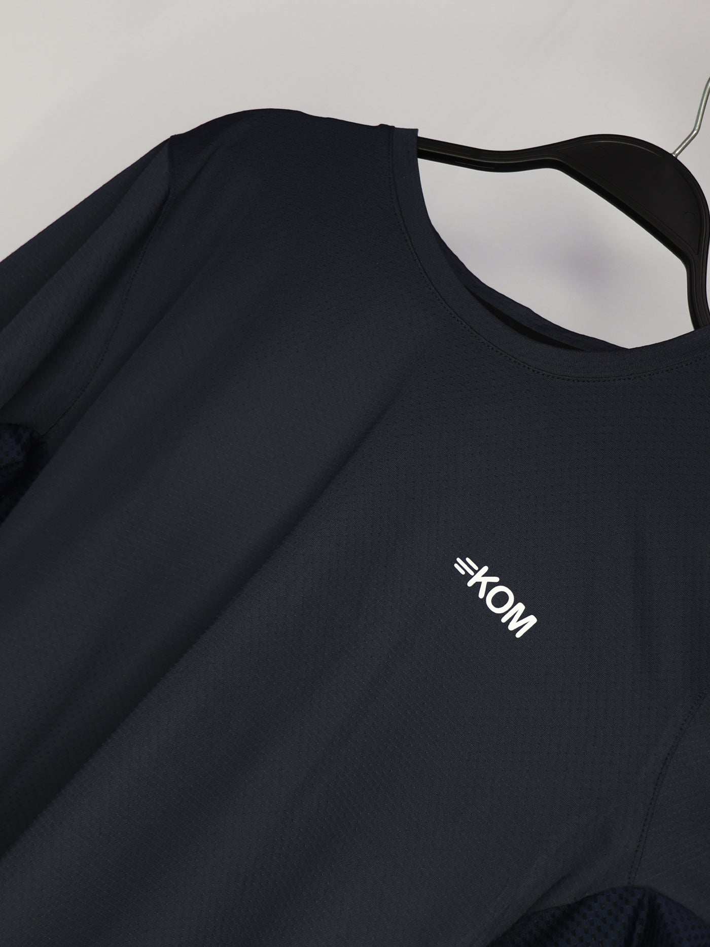 Camiseta deportiva running GIRO color natural