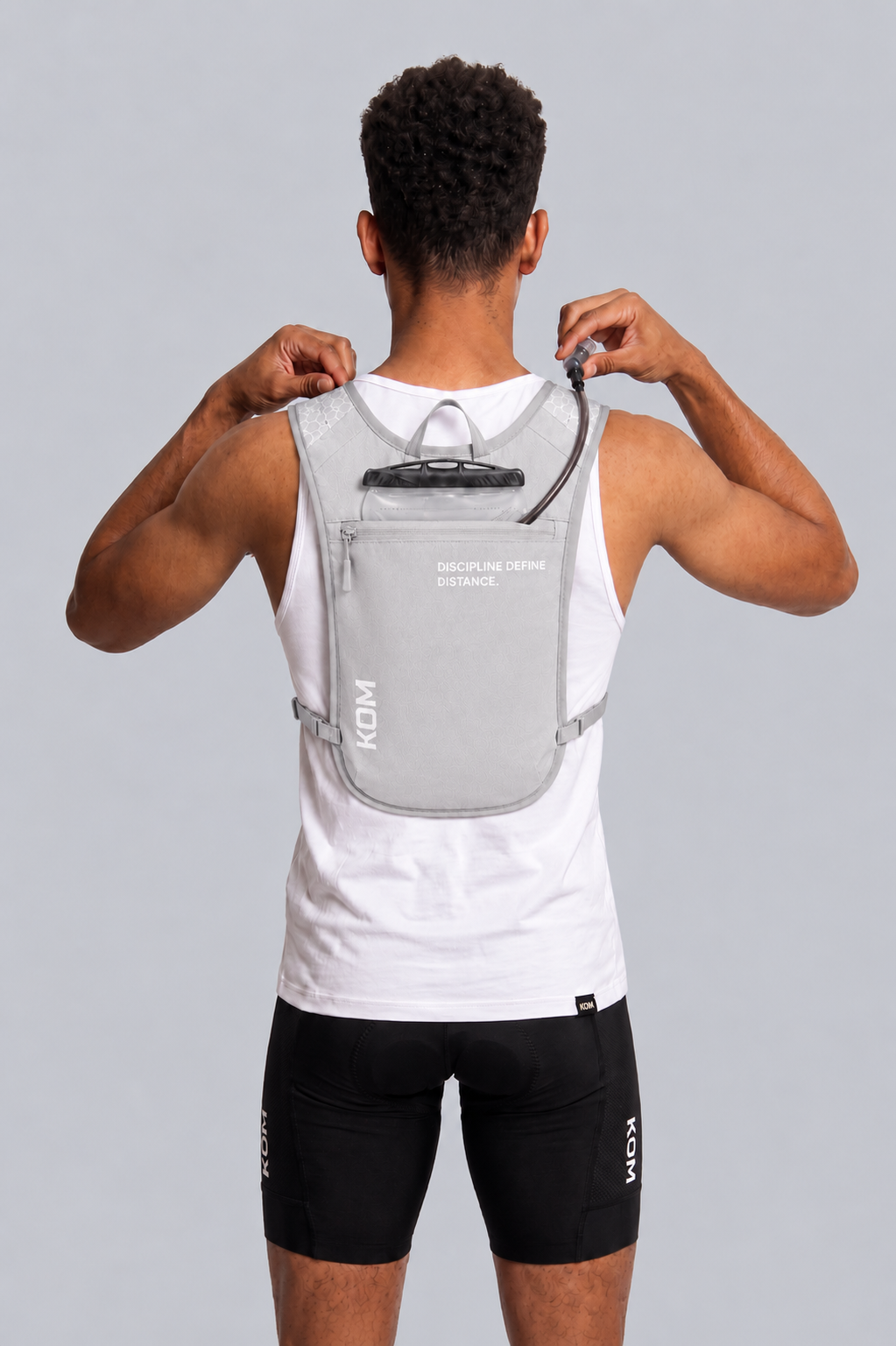 Combo trail: Chaleco de hidratación 2.0 + bolsa de hidratación 1.0 L