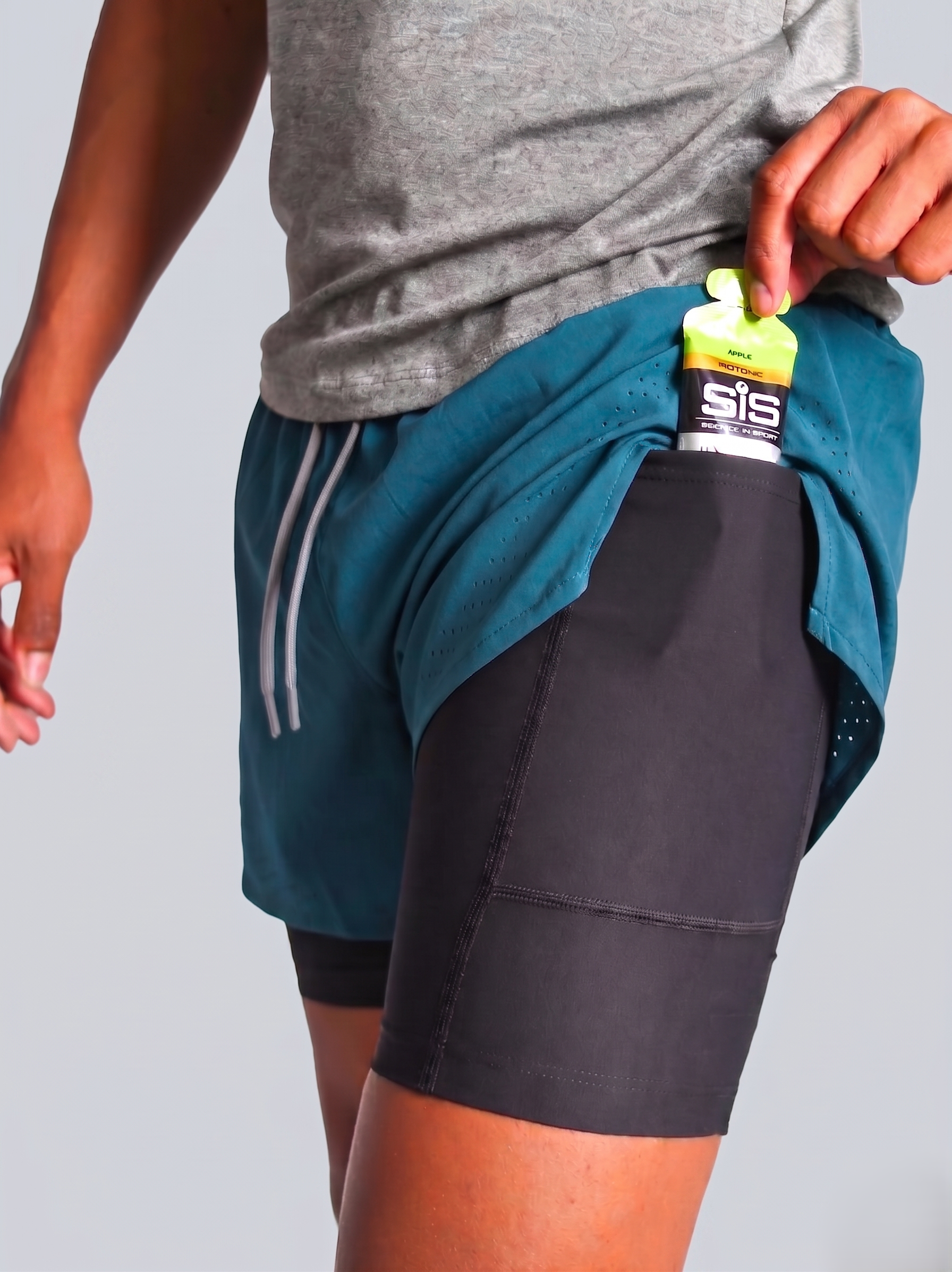 Pantaloneta Running Deportiva Hombre Tour con Bóxer Interno y Bolsillo