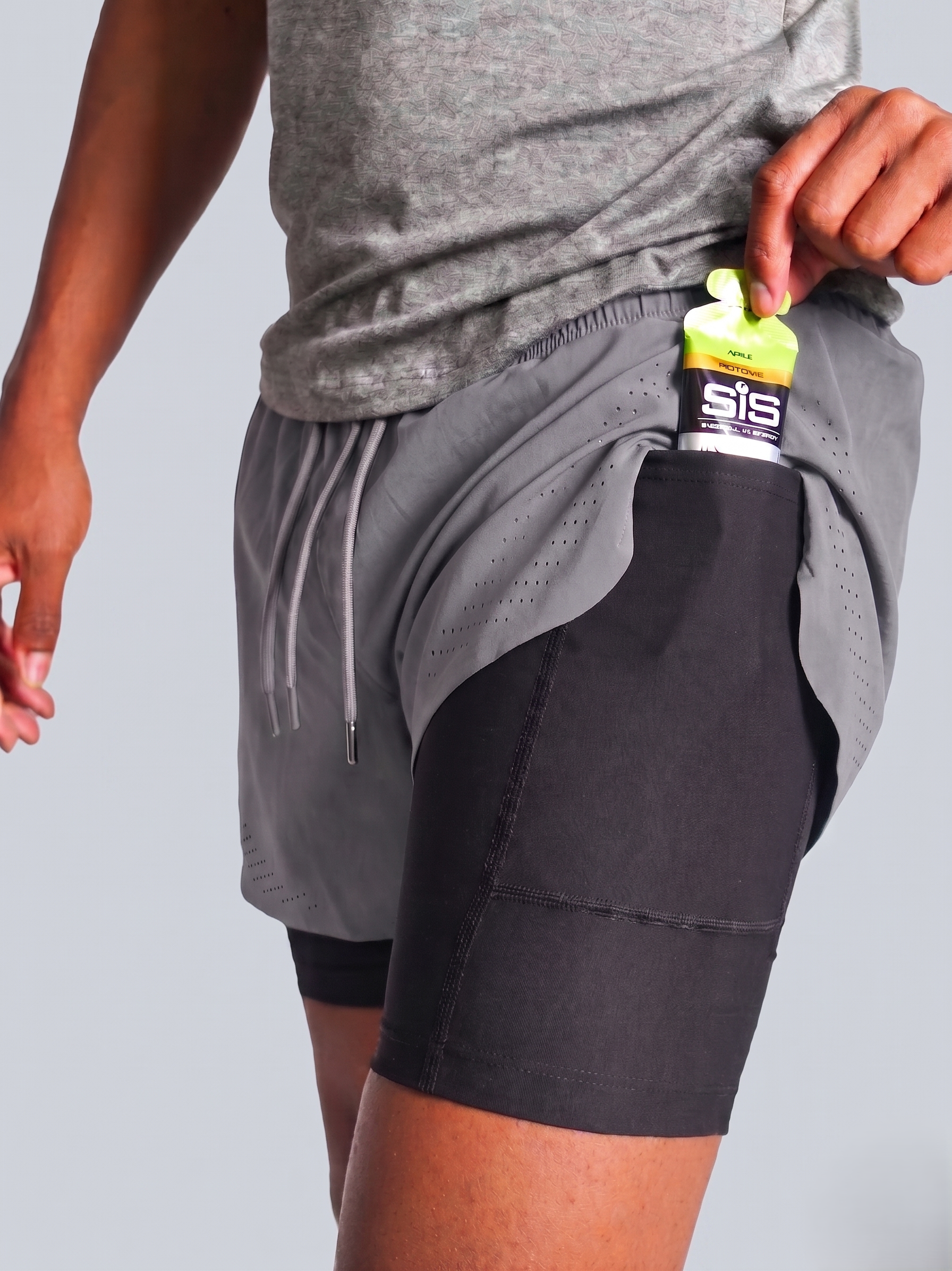Pantaloneta Running Deportiva Hombre Tour con Bóxer Interno y Bolsillo