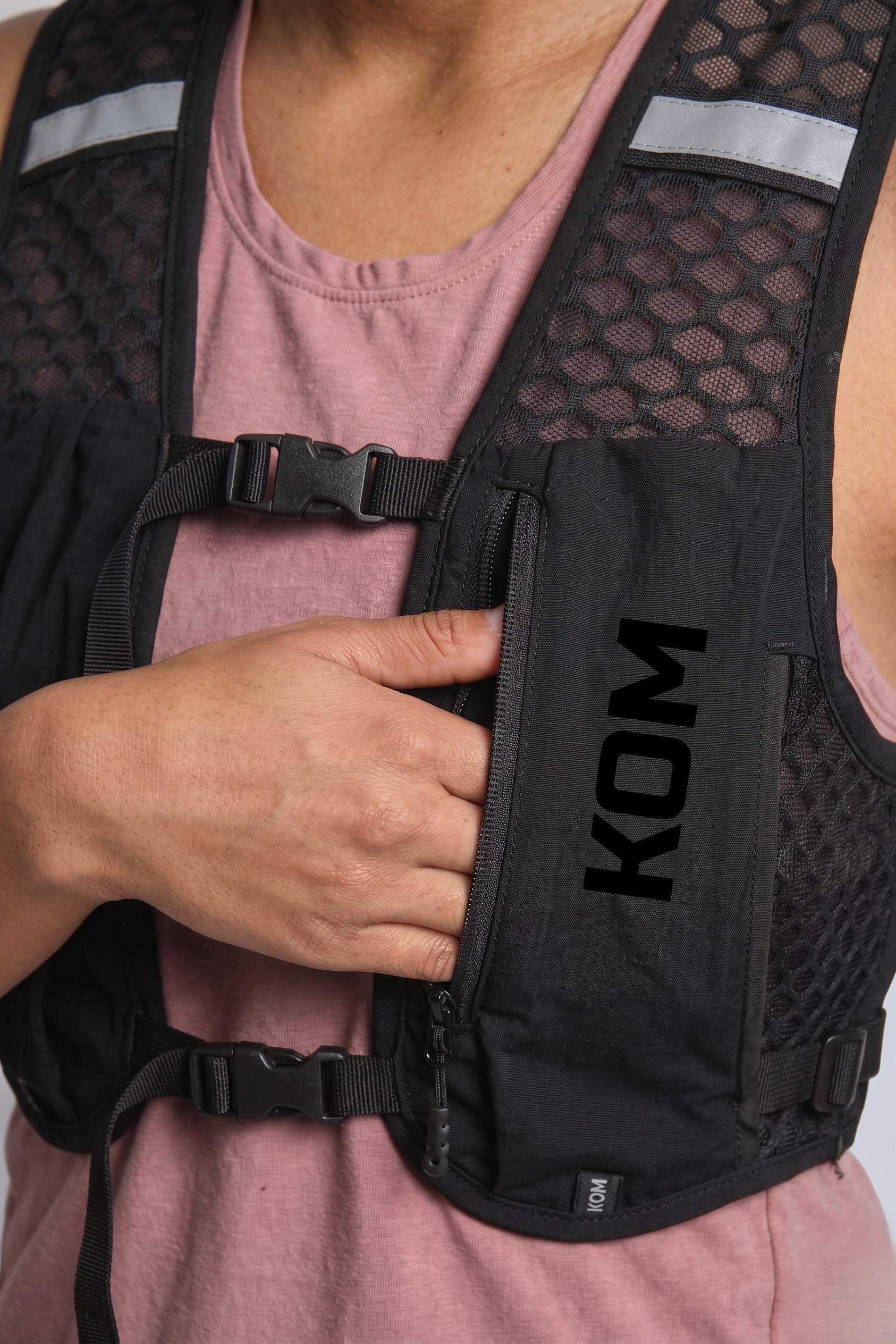 Hydration vest for running