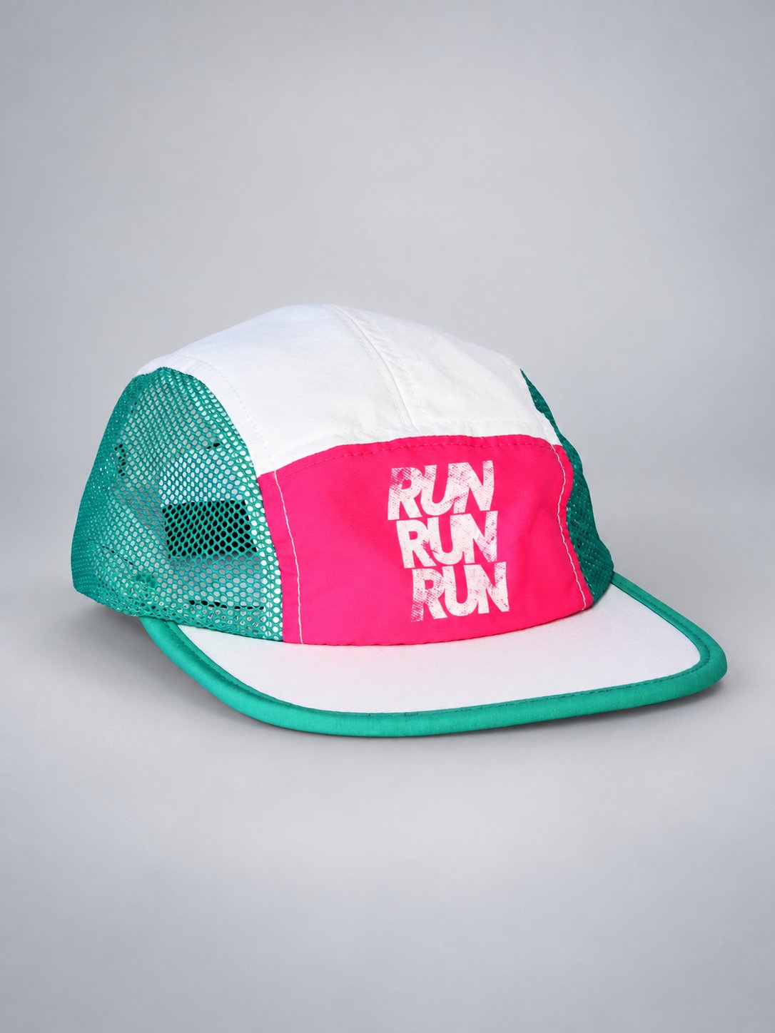 Gorra 5 paneles ventilada running