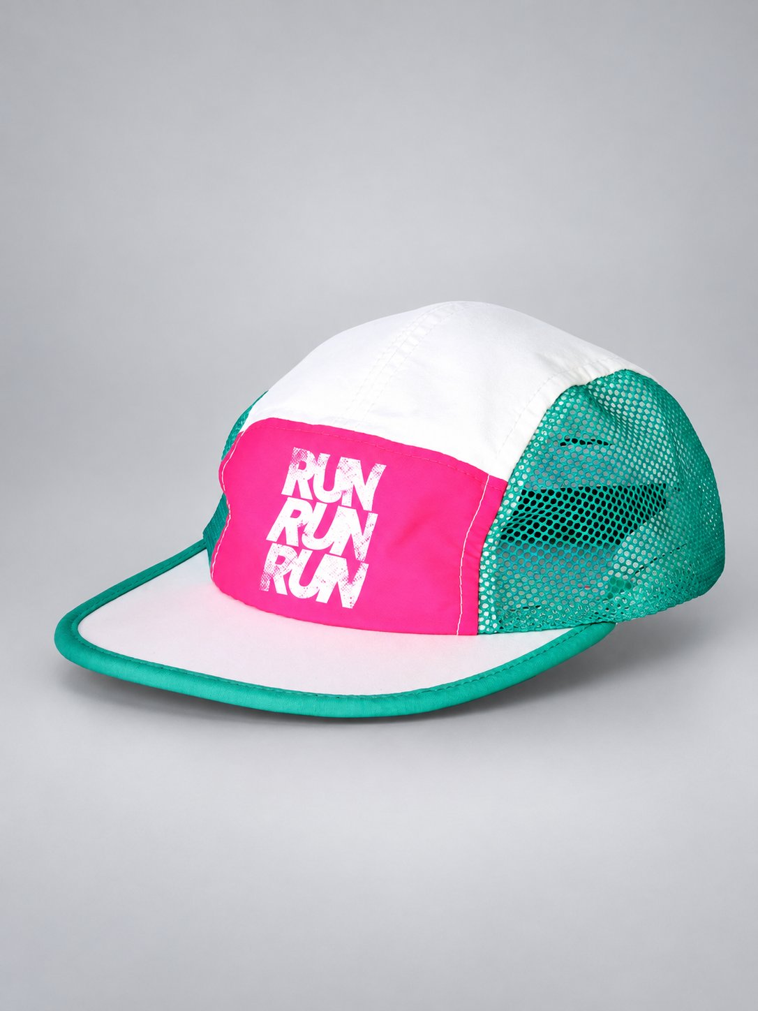 Gorra 5 paneles ventilada running