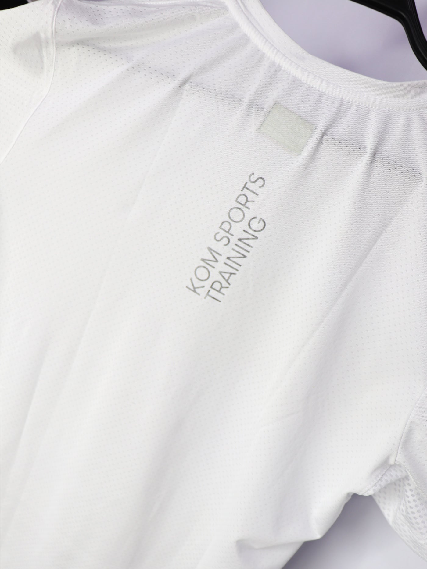 Camiseta deportiva running GIRO color natural