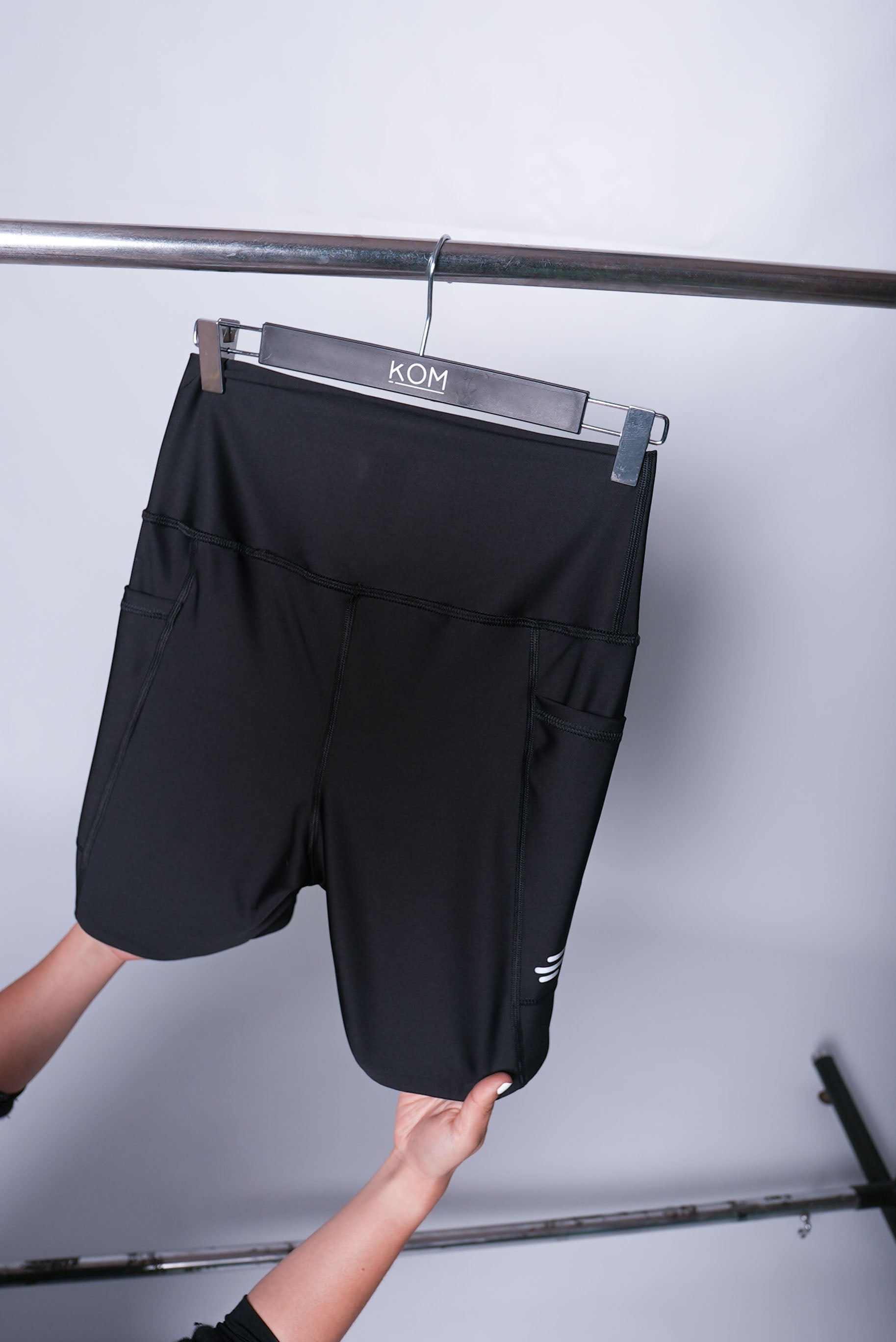Pantaloneta Biker GIRO dama Running