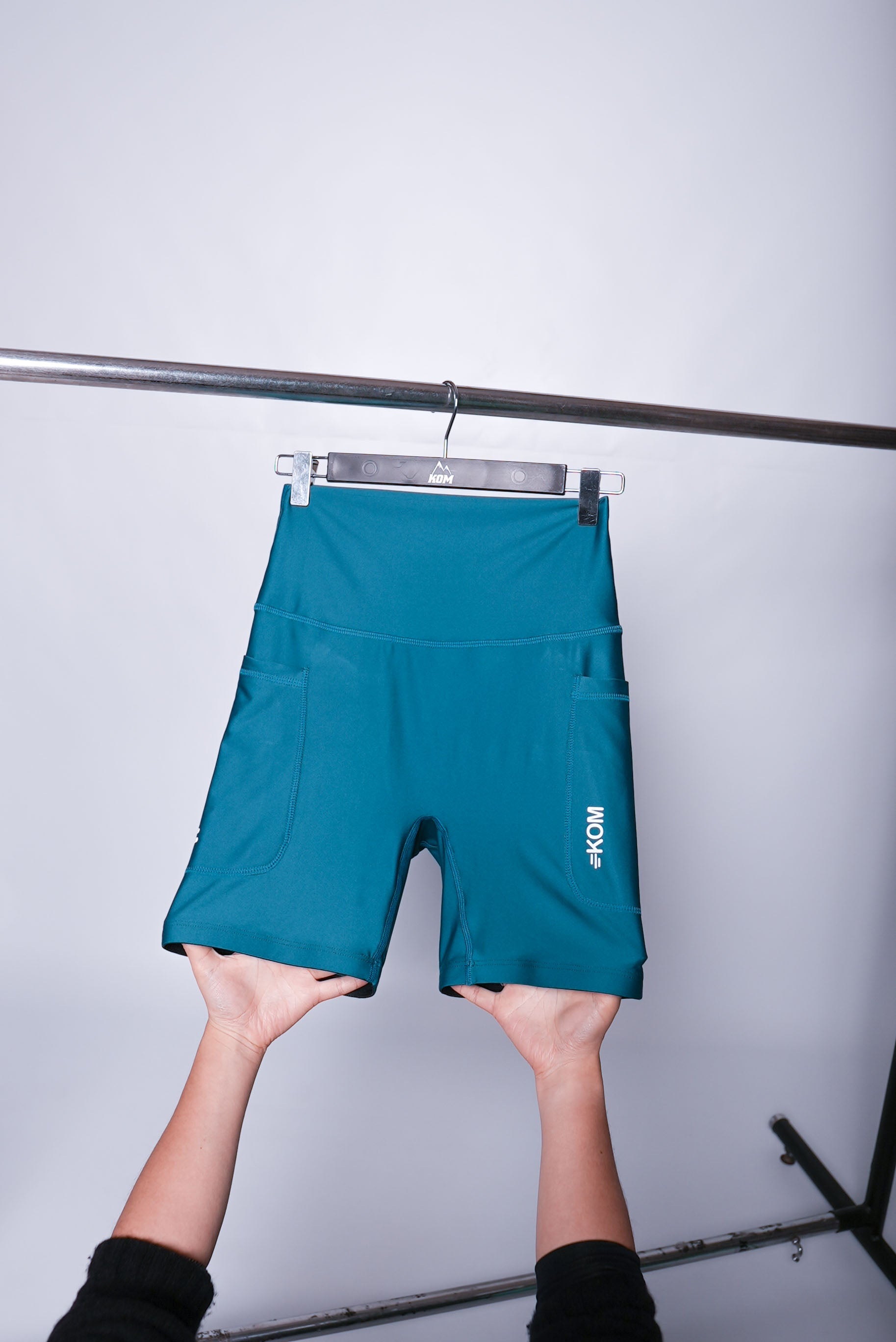 Pantaloneta Biker GIRO dama Running