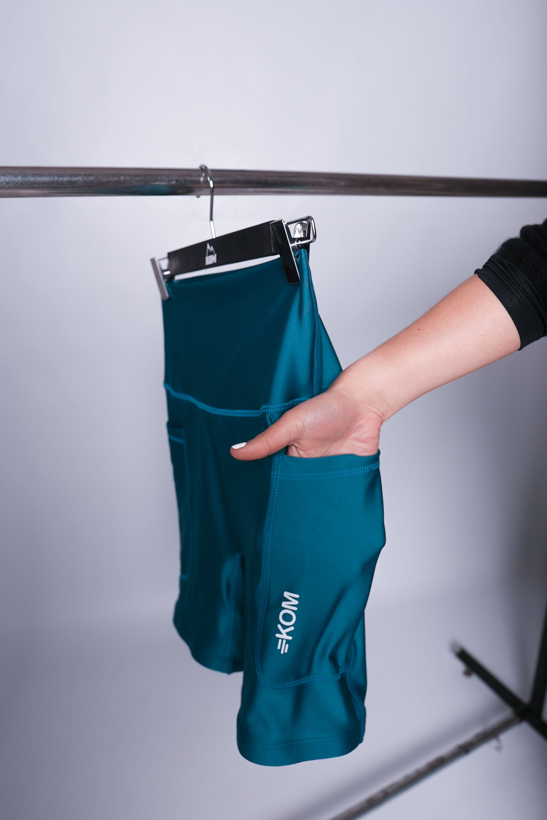 Pantaloneta Biker GIRO dama Running