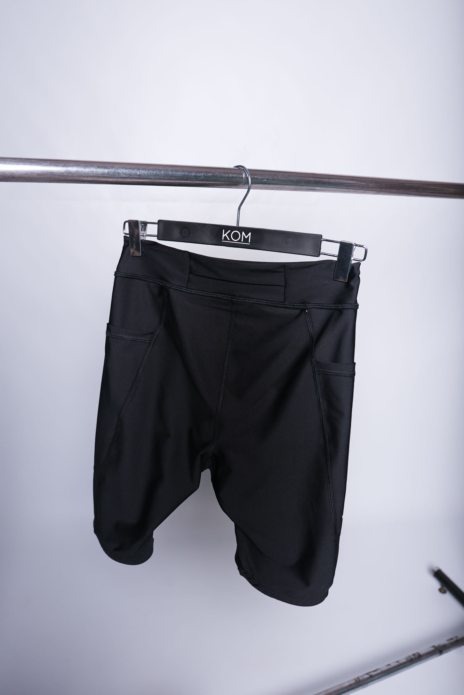 Pantaloneta BIKER Giro Hombre running