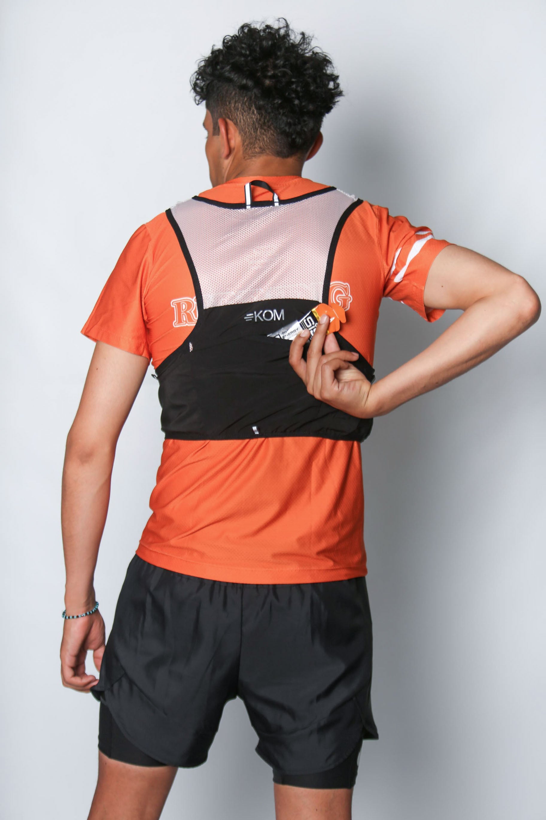 Hydration vest for running