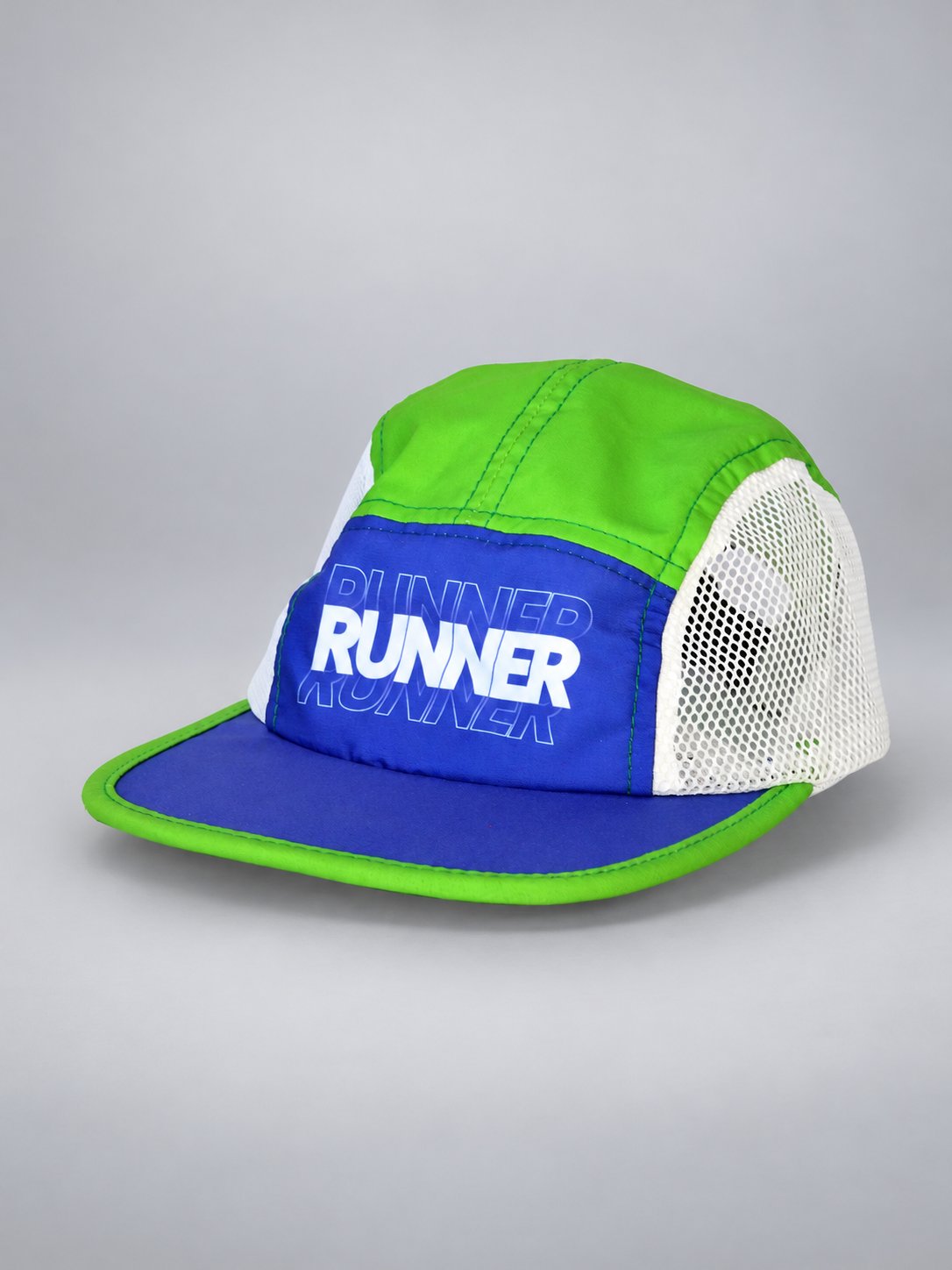 Gorra 5 paneles ventilada running